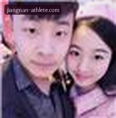 李薇
